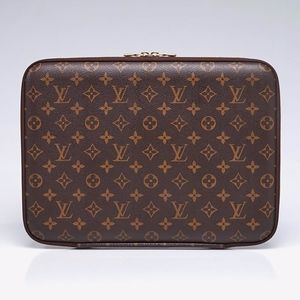 Louis Vuitton Inventeur Laptop Sleeve